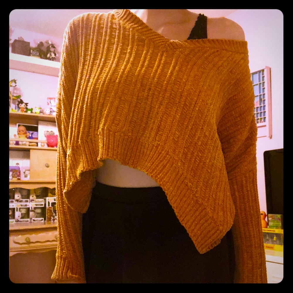 Mustard yellow sweater
